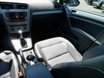 2016 Golf SportWagen Thumbnail 11
