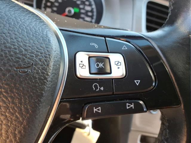 2016 Volkswagen Golf - $11,500