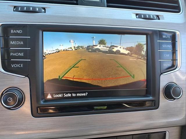 2016 Volkswagen Golf - $11,500