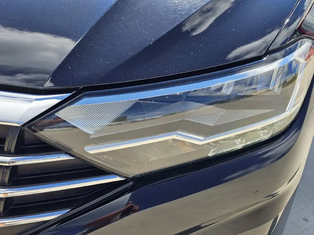 2019 Volkswagen Jetta - $10,250