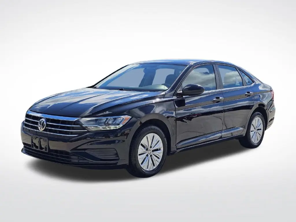 2019 Volkswagen Jetta - $10,250