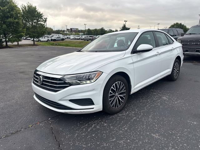 2021 Volkswagen Jetta - $13,657