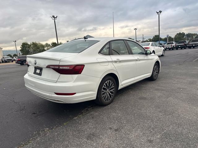 2021 Volkswagen Jetta - $13,657