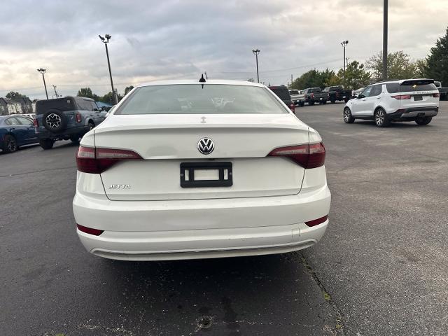 2021 Volkswagen Jetta - $13,657