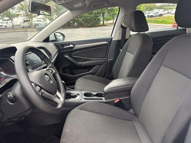 2021 Volkswagen Jetta - $13,657