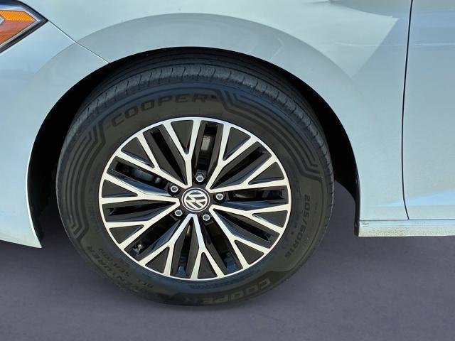 2021 Volkswagen Jetta - $13,536