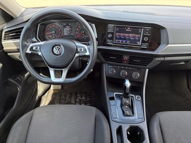 2021 Volkswagen Jetta - $13,536