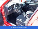 2019 Jetta Thumbnail 18