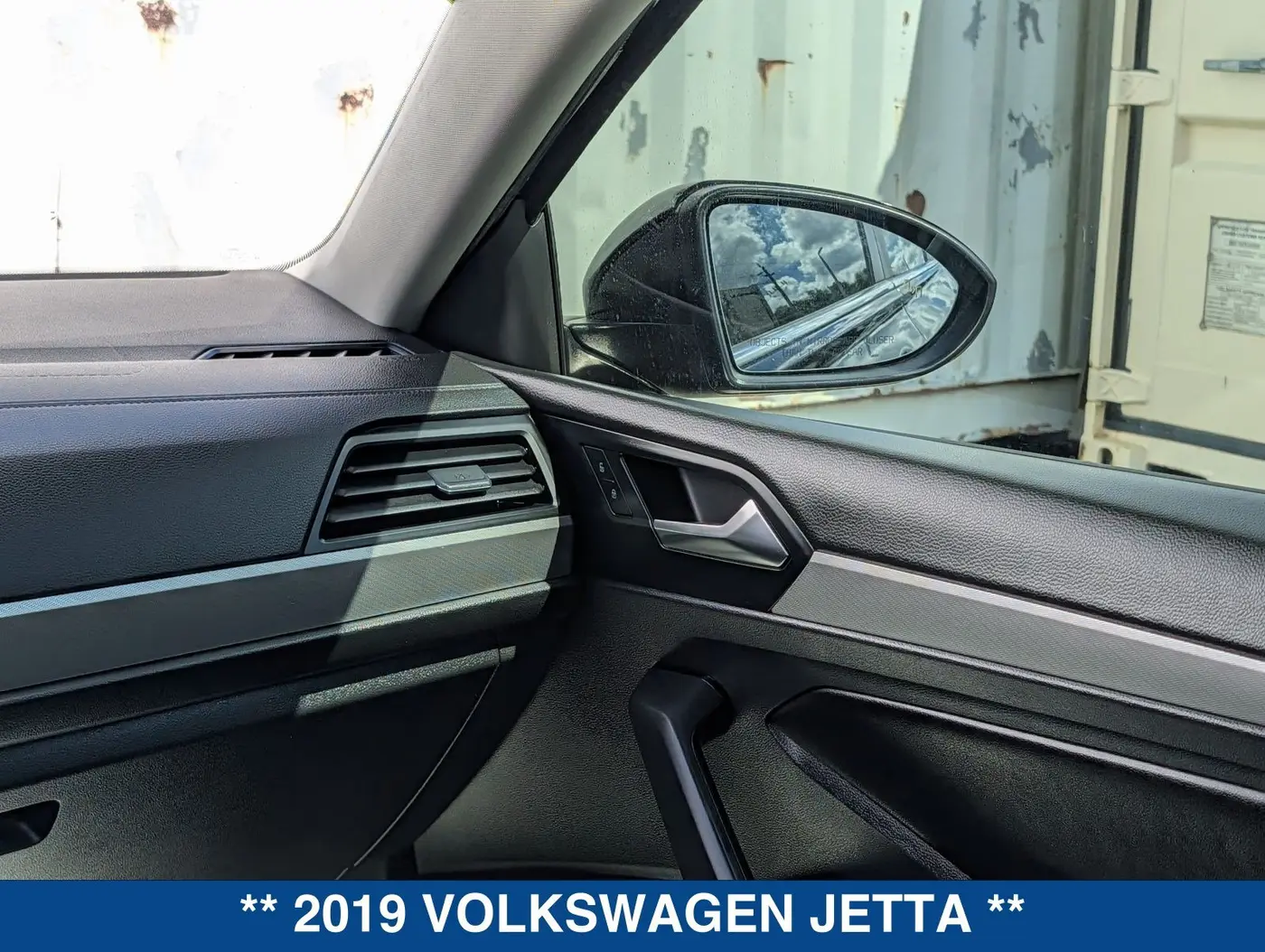 2019 Volkswagen Jetta - $14,299