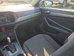 2021 Jetta Thumbnail 16