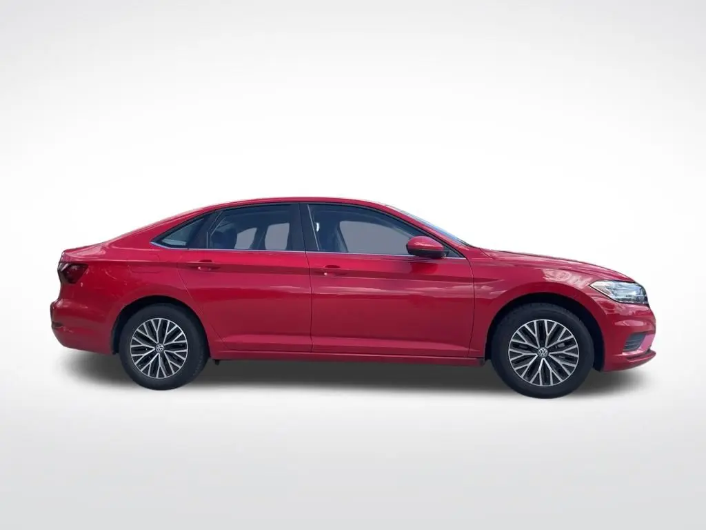2021 Volkswagen Jetta - $15,297