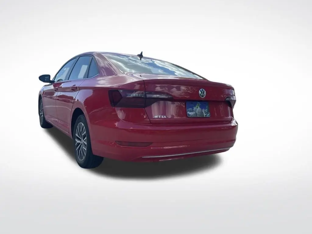 2021 Volkswagen Jetta - $15,297