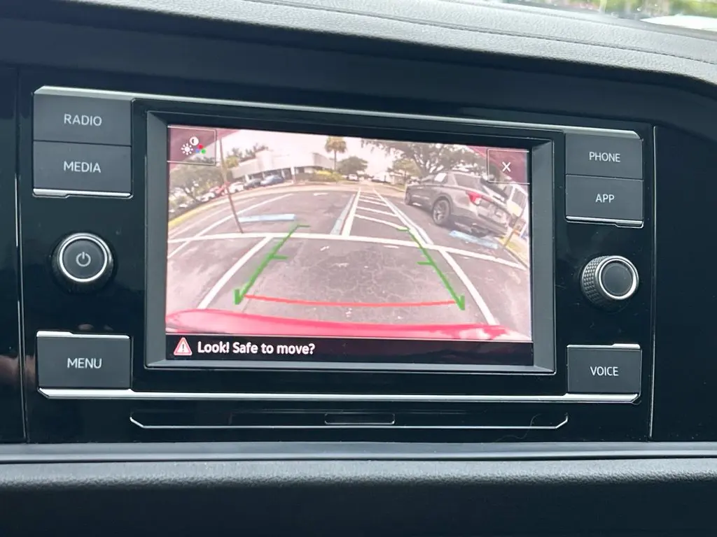 2021 Volkswagen Jetta - $14,297