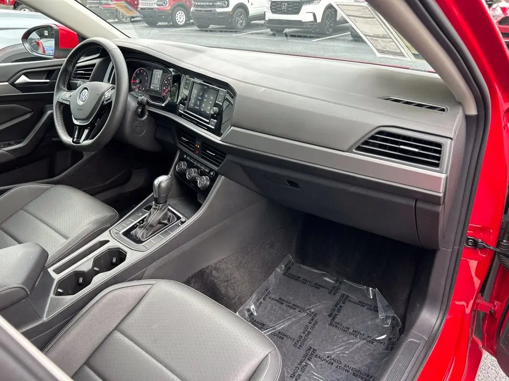 2021 Volkswagen Jetta - $14,297