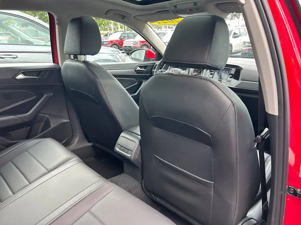 2021 Volkswagen Jetta - $14,297