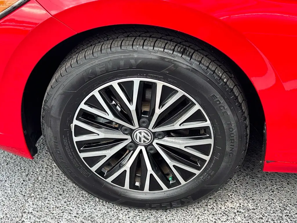 2021 Volkswagen Jetta - $14,297