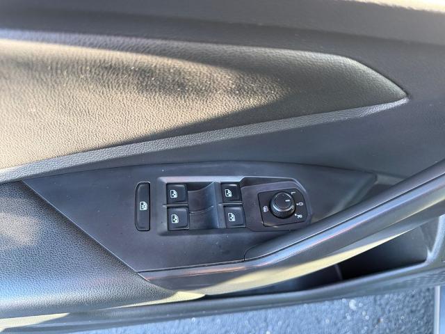 2019 Volkswagen Jetta - $13,570