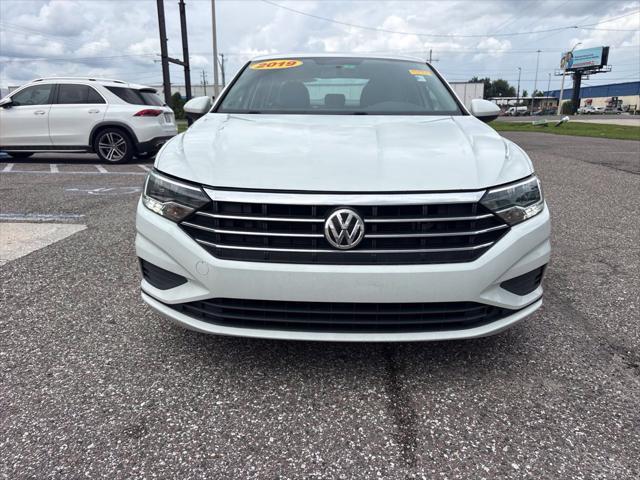 2019 Volkswagen Jetta - $10,796