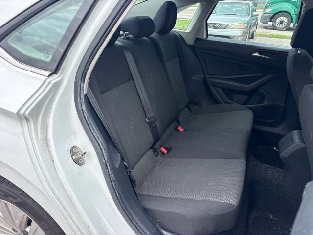 2019 Volkswagen Jetta - $10,796