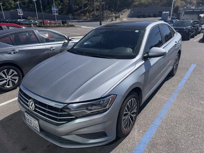 2019 Volkswagen Jetta R-LINE 4DR Sedan