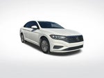 2019 Jetta Thumbnail 2
