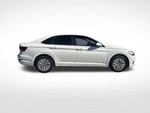 2019 Jetta Thumbnail 4