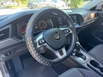 2019 Jetta Thumbnail 9
