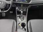 2019 Jetta Thumbnail 17