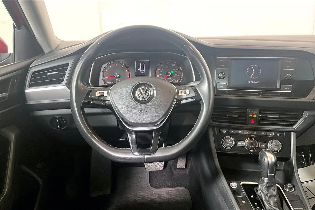 2019 Volkswagen Jetta - $13,941