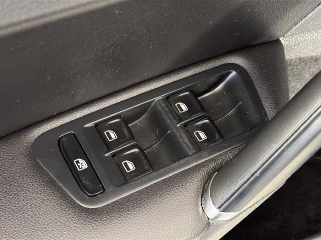 2015 Volkswagen Golf - $5,998