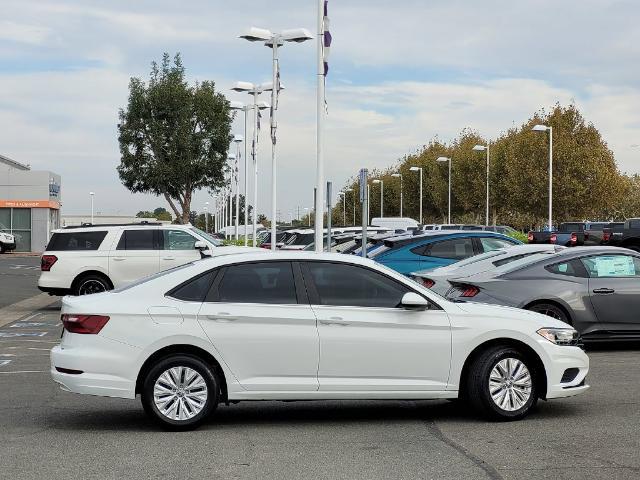 2020 Volkswagen Jetta - $16,300