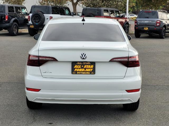 2020 Volkswagen Jetta - $16,300