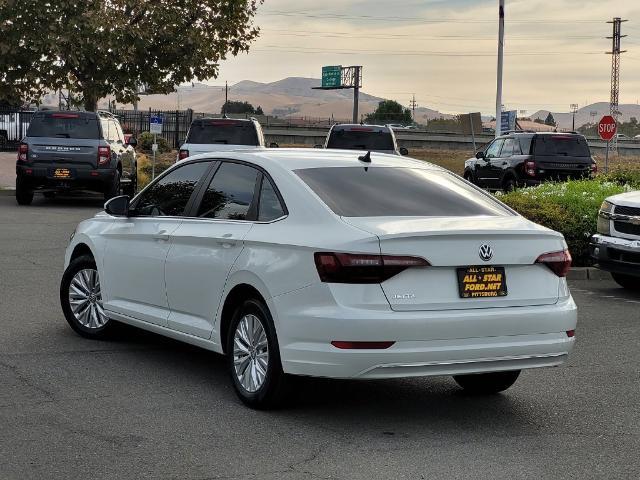 2020 Volkswagen Jetta - $16,300