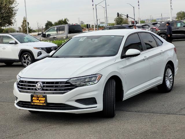 2020 Volkswagen Jetta - $16,300