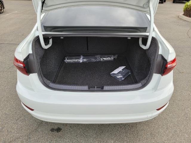 2020 Volkswagen Jetta - $16,300