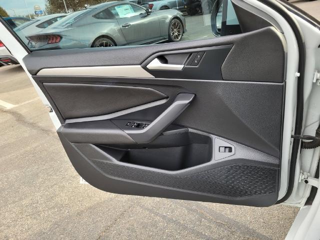 2020 Volkswagen Jetta - $16,300