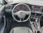 2019 Jetta Thumbnail 17