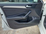 2019 Jetta Thumbnail 18