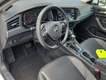 2019 Jetta Thumbnail 21