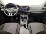 2019 Jetta Thumbnail 9