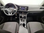 2019 Jetta Thumbnail 9