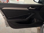 2019 Jetta Thumbnail 15