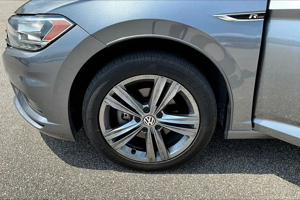 2019 Volkswagen Jetta - $16,650