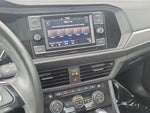 2020 Jetta Thumbnail 27