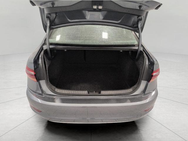 2019 Volkswagen Jetta - $16,204
