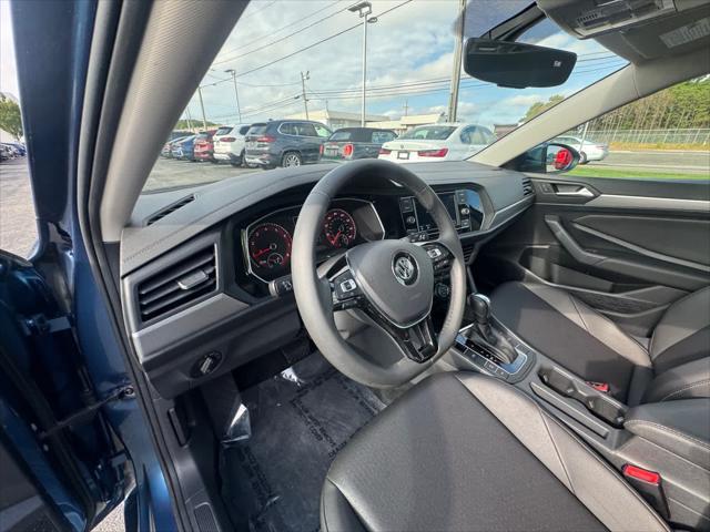 2020 Volkswagen Jetta - $17,575