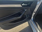 2020 Jetta Thumbnail 9