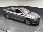 2019 Jetta Thumbnail 40