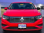 2019 Jetta Thumbnail 32