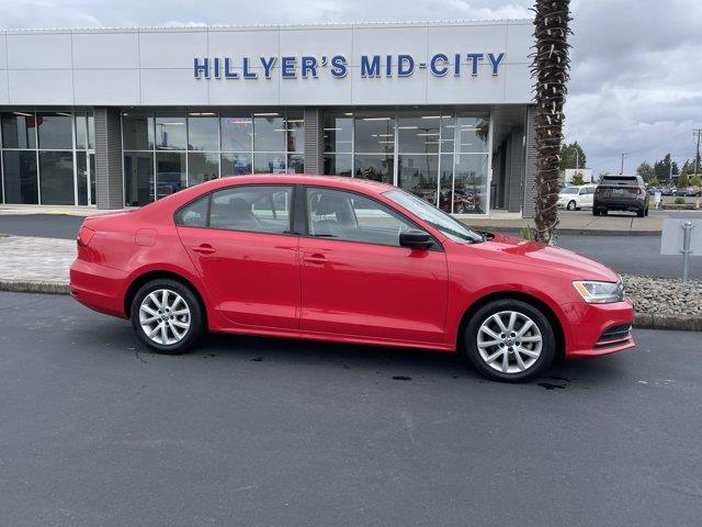 2015 Volkswagen Jetta - $8,747